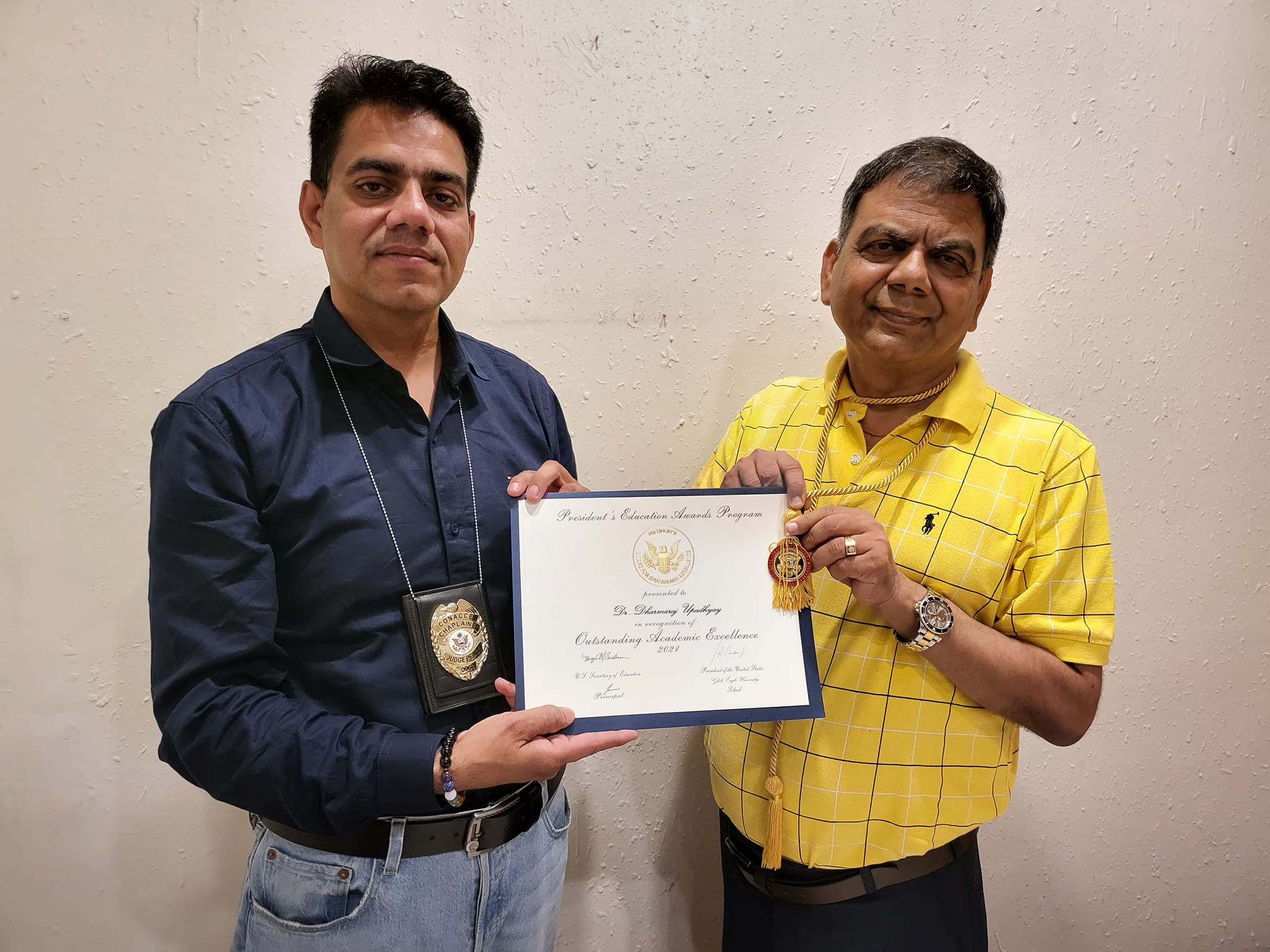 World renowned lyricist Dr. Upadhyay awarded US ‘President’s Award of Education Excellence’