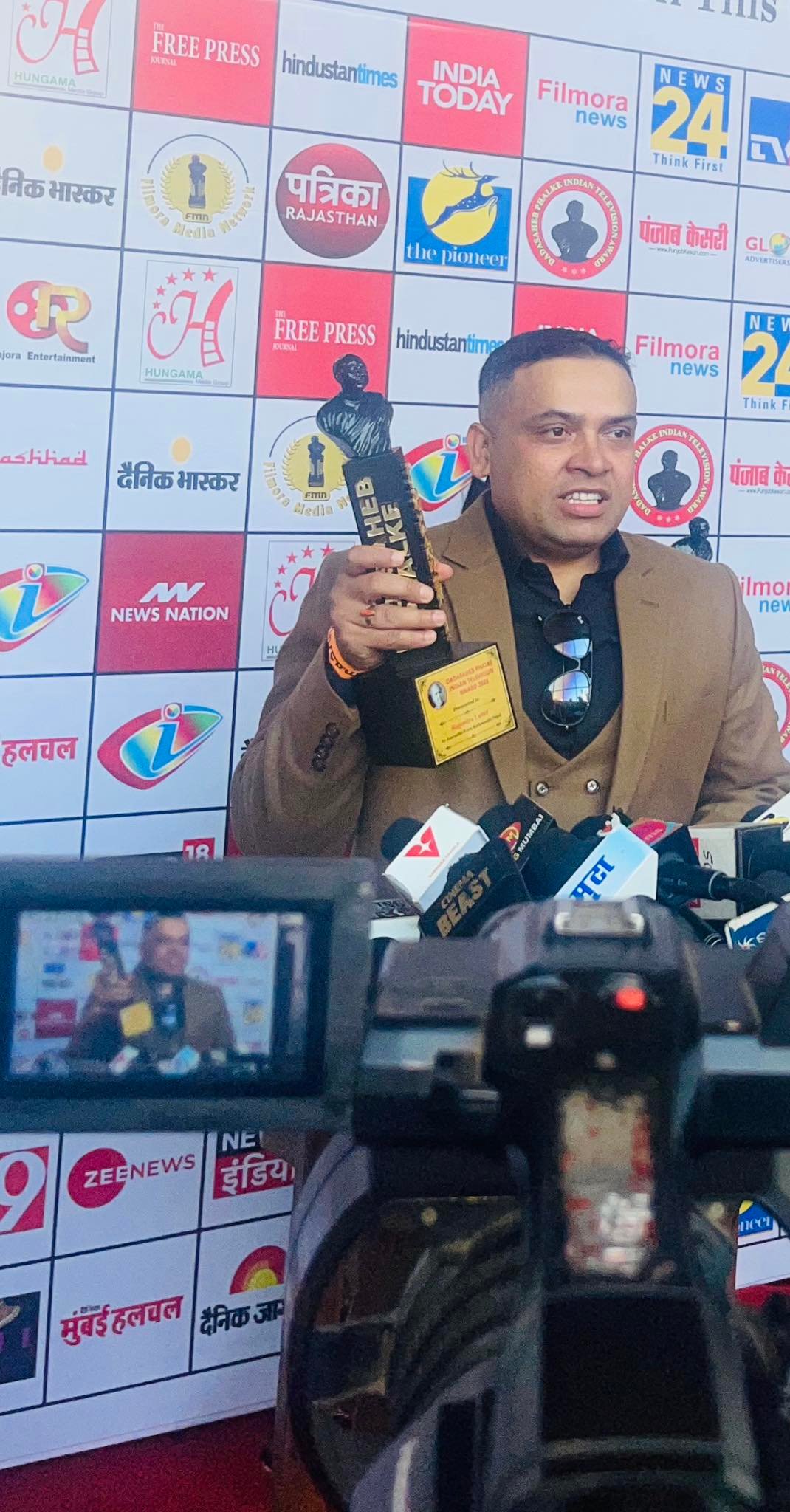 ‘Dadasaheb Phalke Television Award’ to Media Person Rajendra Luitel in Mumbai
